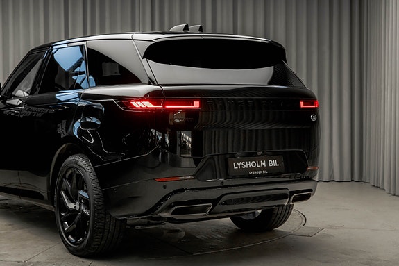 Land Rover Range Rover Sport 10 of 30