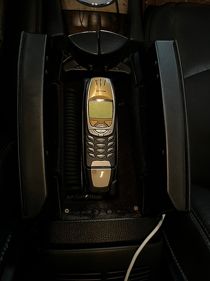 Mercedes-Benz E240 30 of 30