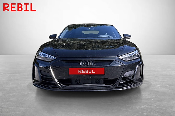 Audi e-tron GT 2 of 21