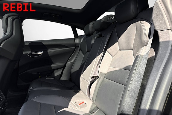 Audi e-tron GT 9 of 21