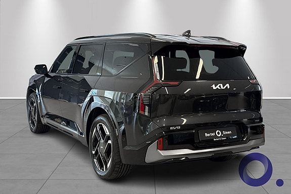 Kia EV9 3 of 23