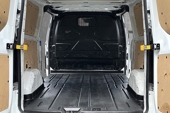 Ford Transit Custom 23 of 30