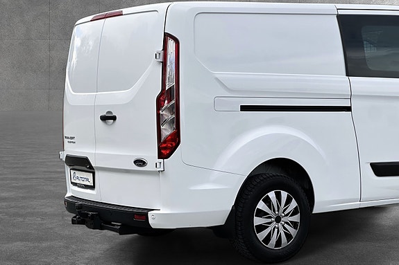 Ford Transit Custom 15 of 30