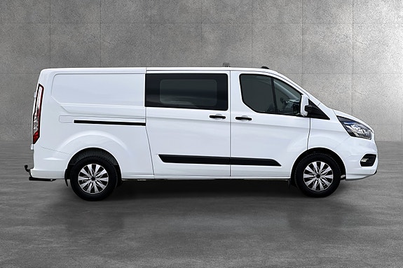 Ford Transit Custom 17 of 30