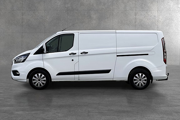 Ford Transit Custom 9 of 30
