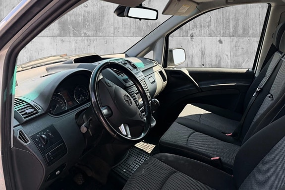 Mercedes-Benz Vito 7 of 9