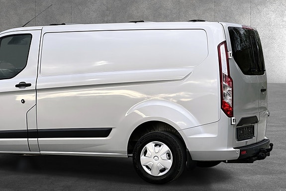 Ford Transit Custom 7 of 30