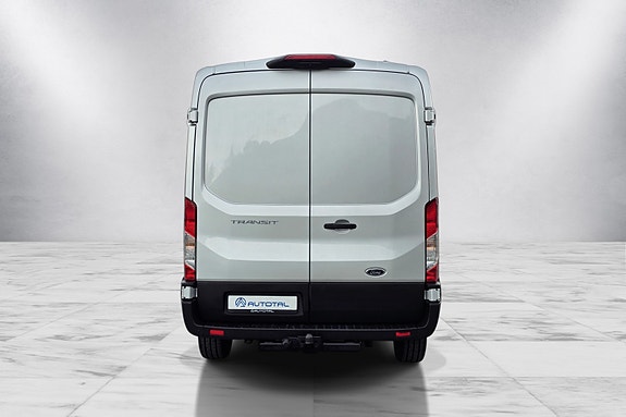 Ford Transit 12 of 30