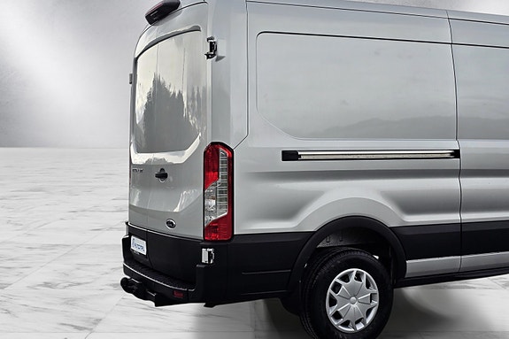 Ford Transit 15 of 30