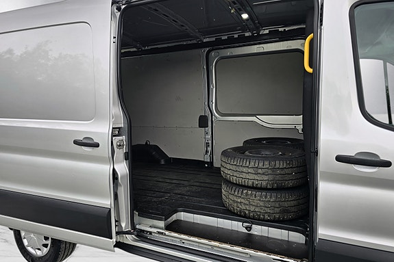 Ford Transit 23 of 30