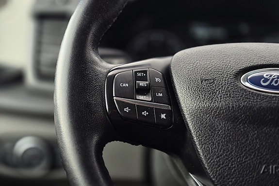 Ford Transit 27 of 30