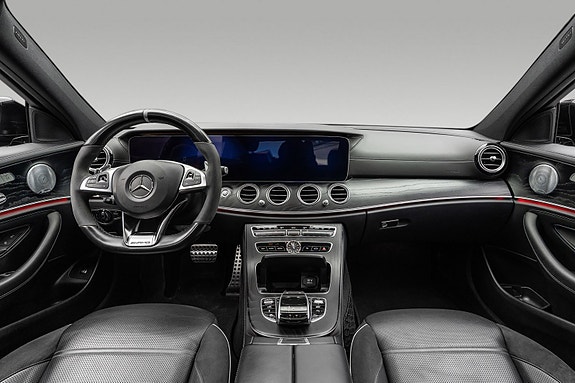 Mercedes-Benz E63 19 of 30