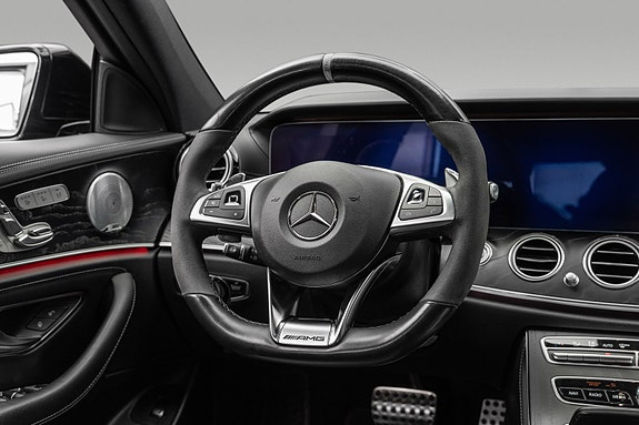 Mercedes-Benz E63 20 of 30