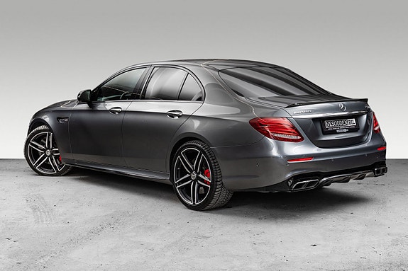 Mercedes-Benz E63 5 of 30