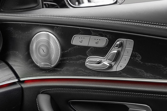 Mercedes-Benz E63 27 of 30