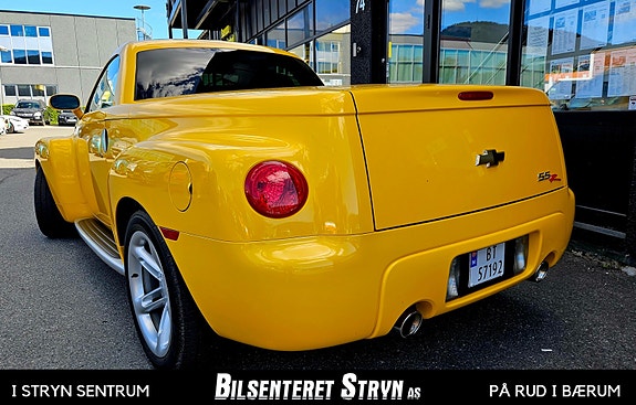 Chevrolet SSR 14 of 29