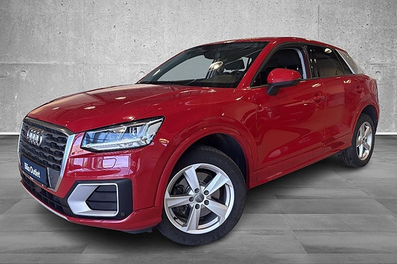 Audi Q2 2 of 20