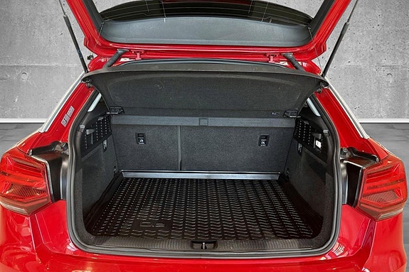 Audi Q2 19 of 20
