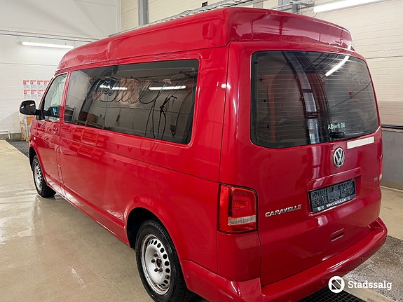 Volkswagen Caravelle 7 of 10