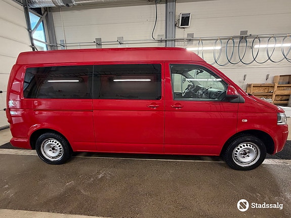 Volkswagen Caravelle 4 of 10