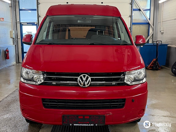 Volkswagen Caravelle 2 of 10