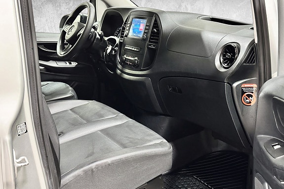 Mercedes-Benz Vito 20 of 30