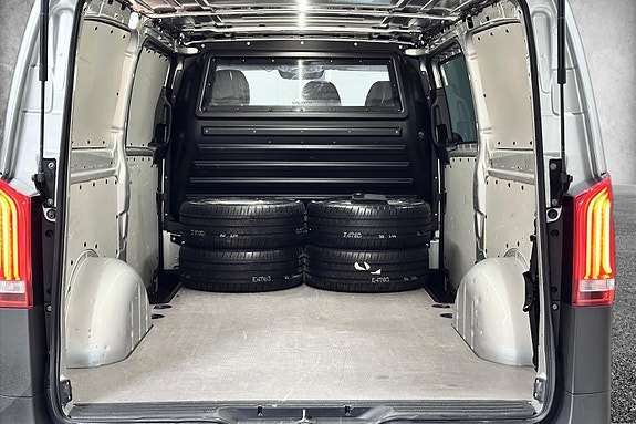 Mercedes-Benz Vito 15 of 30