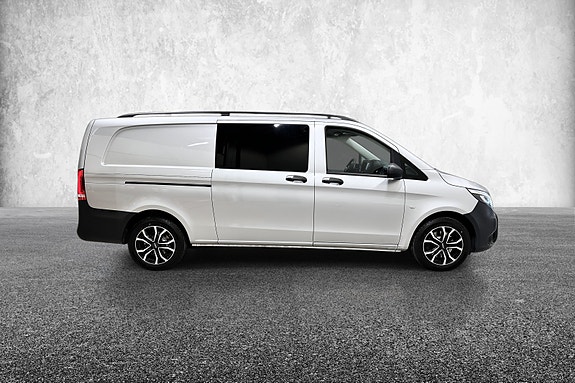 Mercedes-Benz Vito 13 of 30