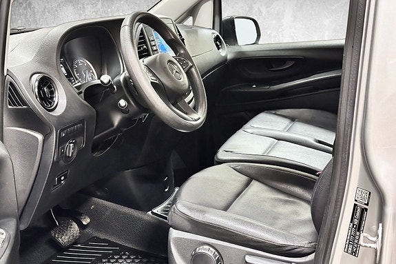 Mercedes-Benz Vito 19 of 30