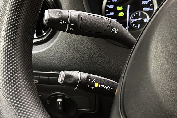 Mercedes-Benz Vito 24 of 30