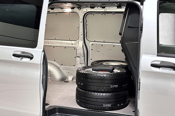 Mercedes-Benz Vito 16 of 30
