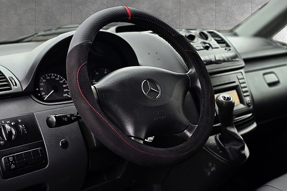 Mercedes-Benz Vito 16 of 27