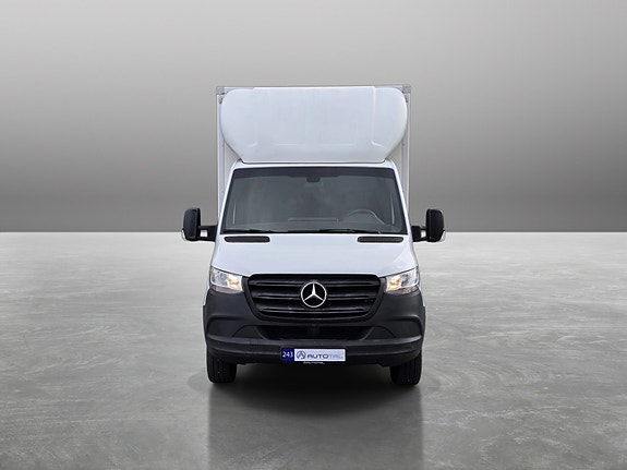Mercedes-Benz Sprinter 2 of 30