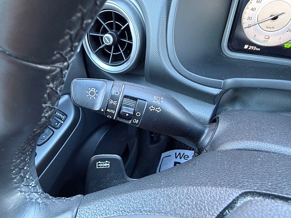 Hyundai Kona 28 of 30