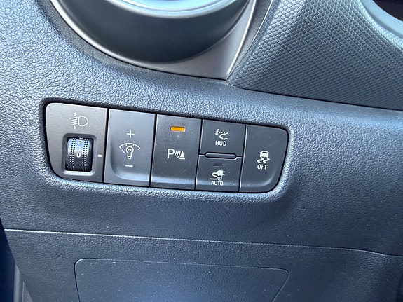 Hyundai Kona 27 of 30