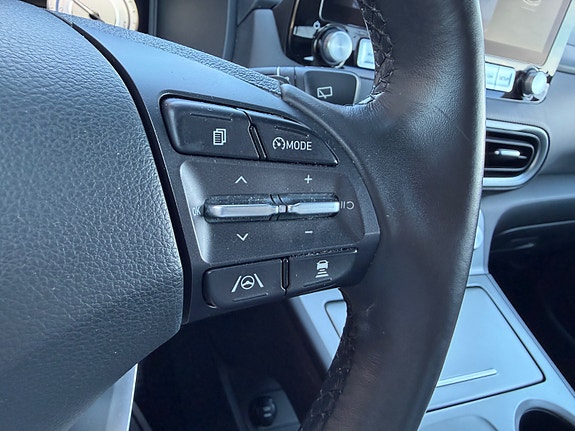 Hyundai Kona 30 of 30