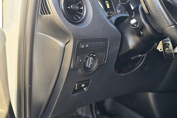 Mercedes-Benz Vito 29 of 30