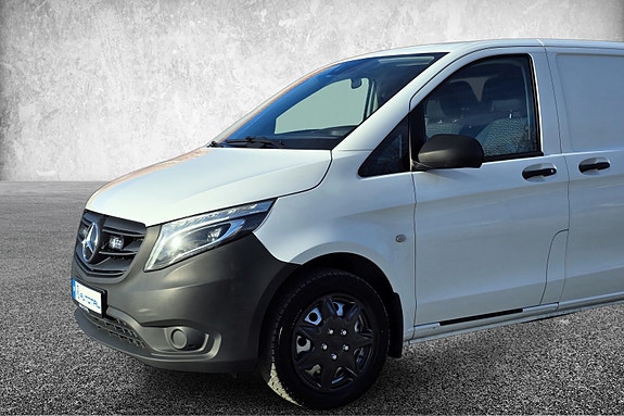 Mercedes-Benz Vito 4 of 30