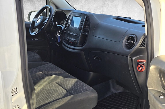 Mercedes-Benz Vito 20 of 30