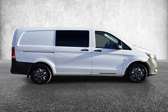 Mercedes-Benz Vito 12 of 30