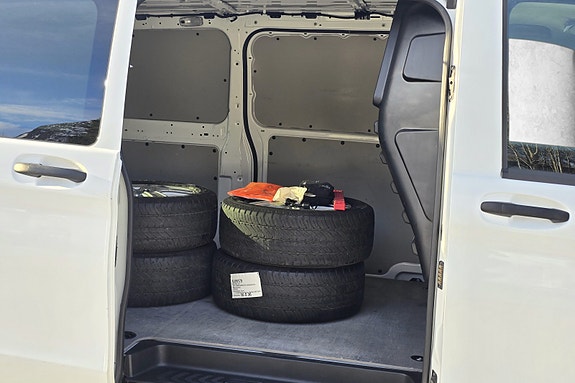 Mercedes-Benz Vito 19 of 30