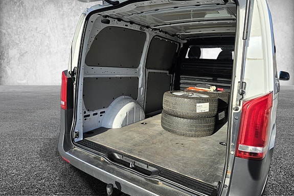 Mercedes-Benz Vito 18 of 30
