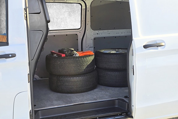 Mercedes-Benz Vito 15 of 30