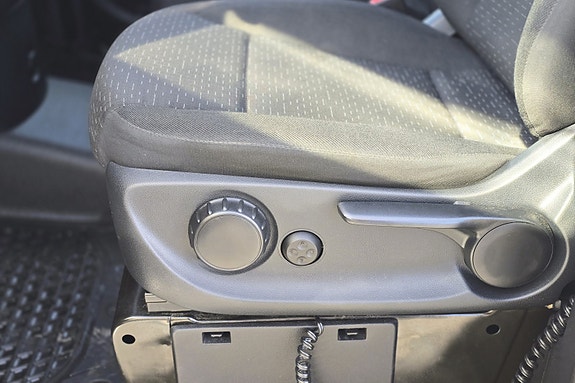 Mercedes-Benz Vito 14 of 30