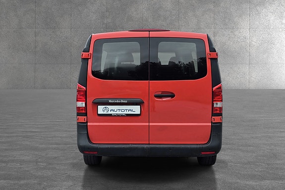 Mercedes-Benz Vito 10 of 30