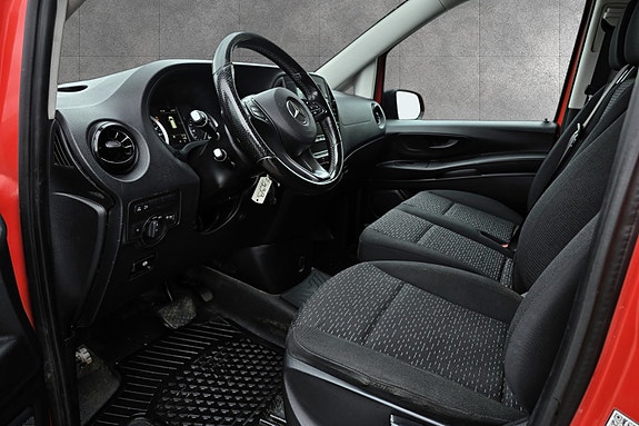 Mercedes-Benz Vito 17 of 30
