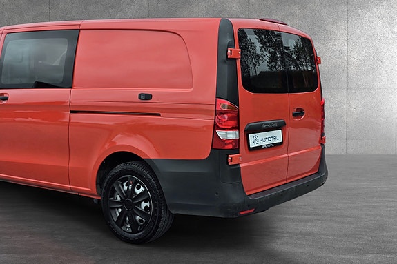 Mercedes-Benz Vito 9 of 30