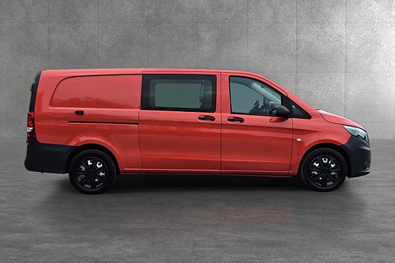 Mercedes-Benz Vito 12 of 30