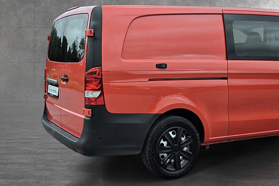 Mercedes-Benz Vito 13 of 30