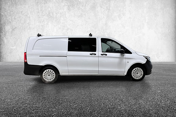 Mercedes-Benz Vito 11 of 30